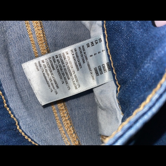 American Eagle Jeans - Picture 4 of 4